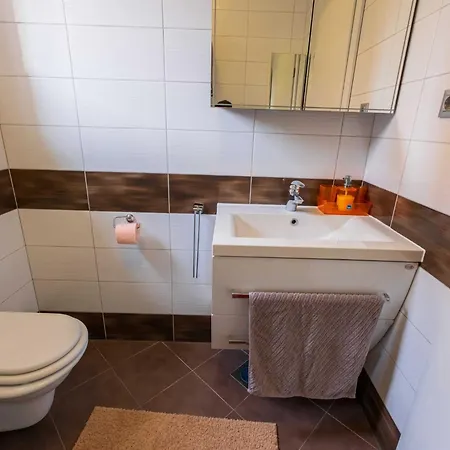 Charming Three Bedroom House Prázdninový dům